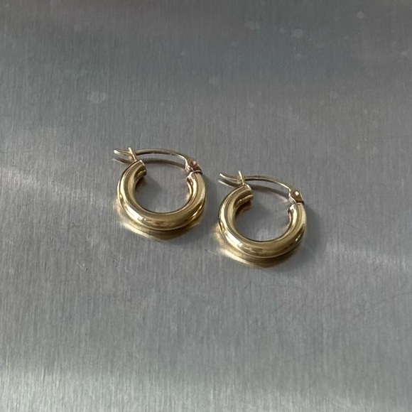 14k Bold Gold Hoop Earrings - Picture 1 of 5